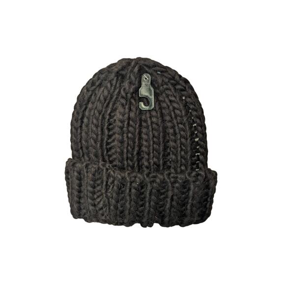 Lulu Black Chunky Knit Beanie NWT - Picture 5 of 6